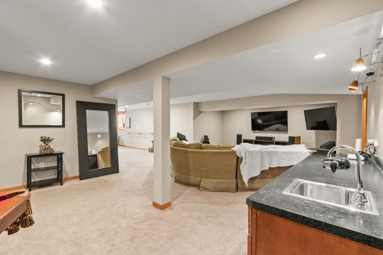 255 Indian Mound Parkway