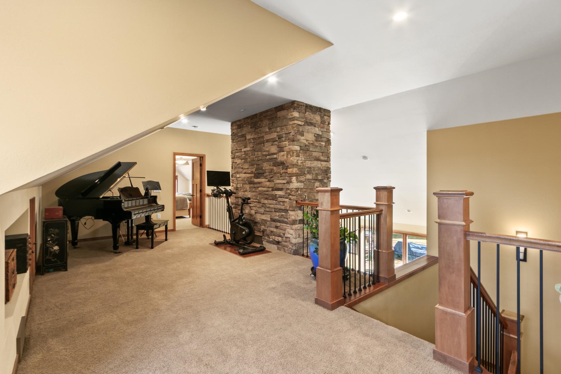 255 Indian Mound Parkway