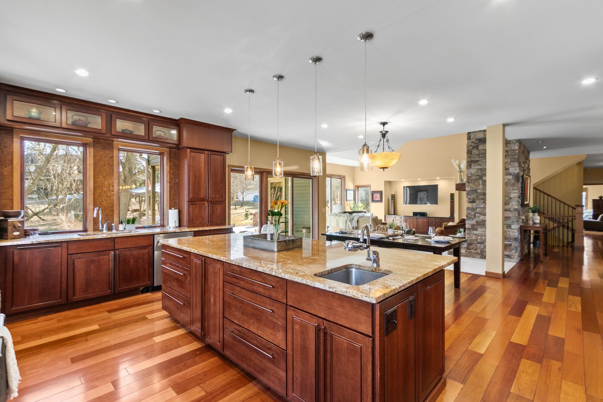 255 Indian Mound Parkway