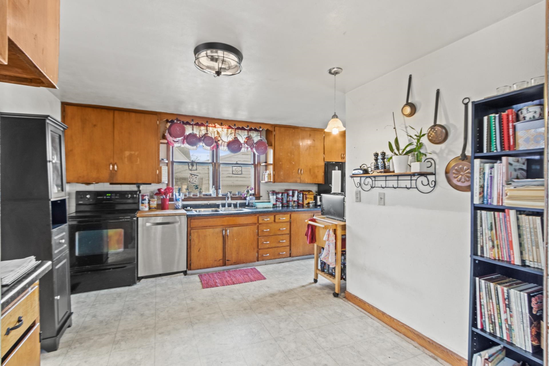 308 Durand Street