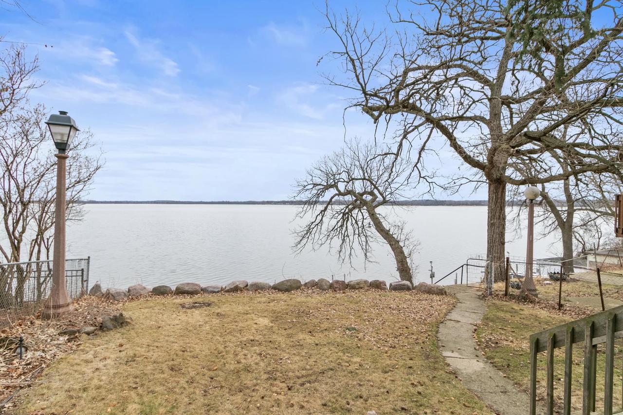 11642 North Lakeview Drive