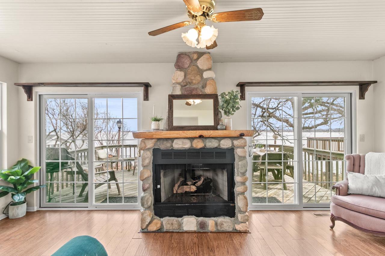 11642 North Lakeview Drive