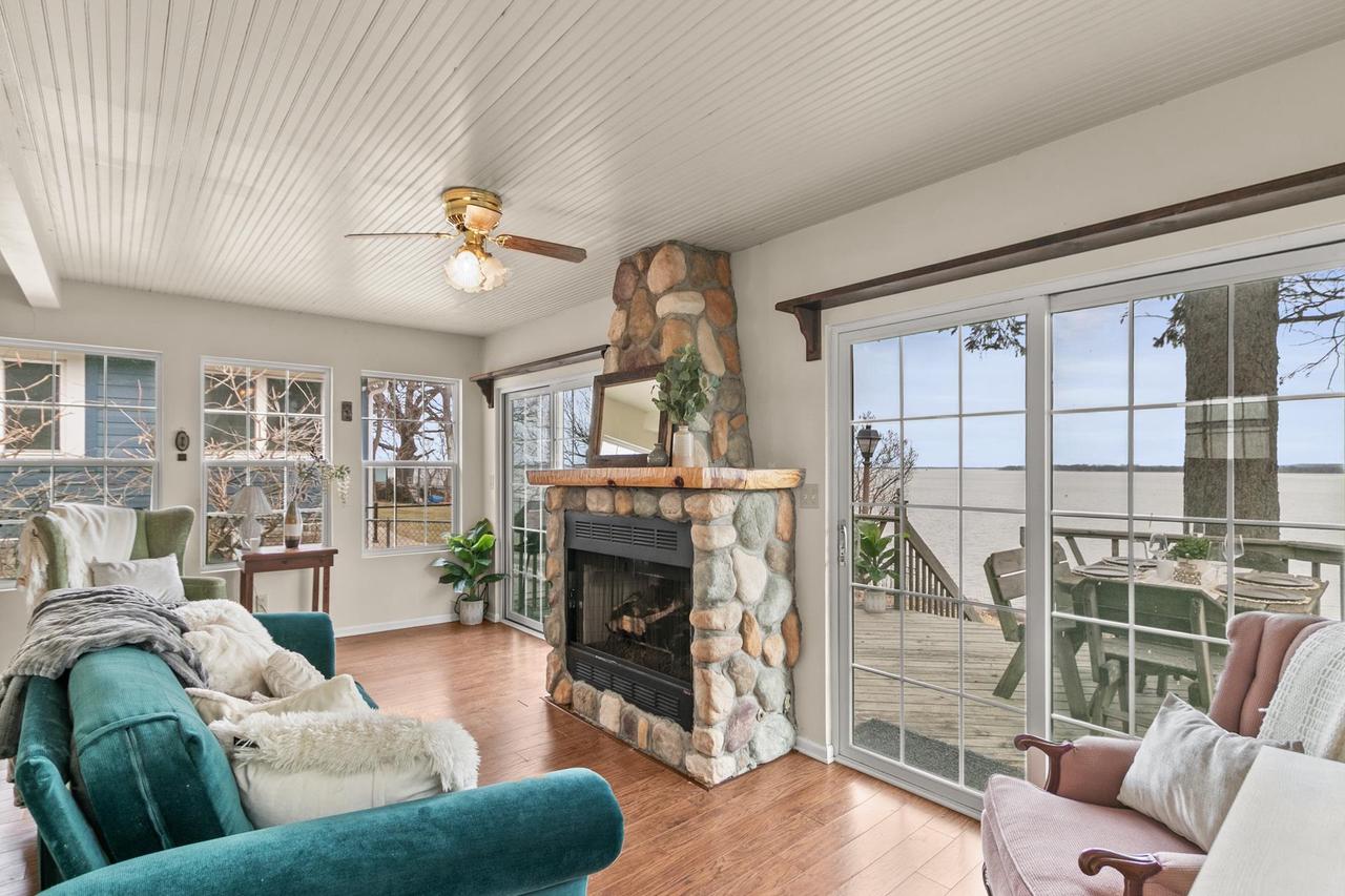 11642 North Lakeview Drive