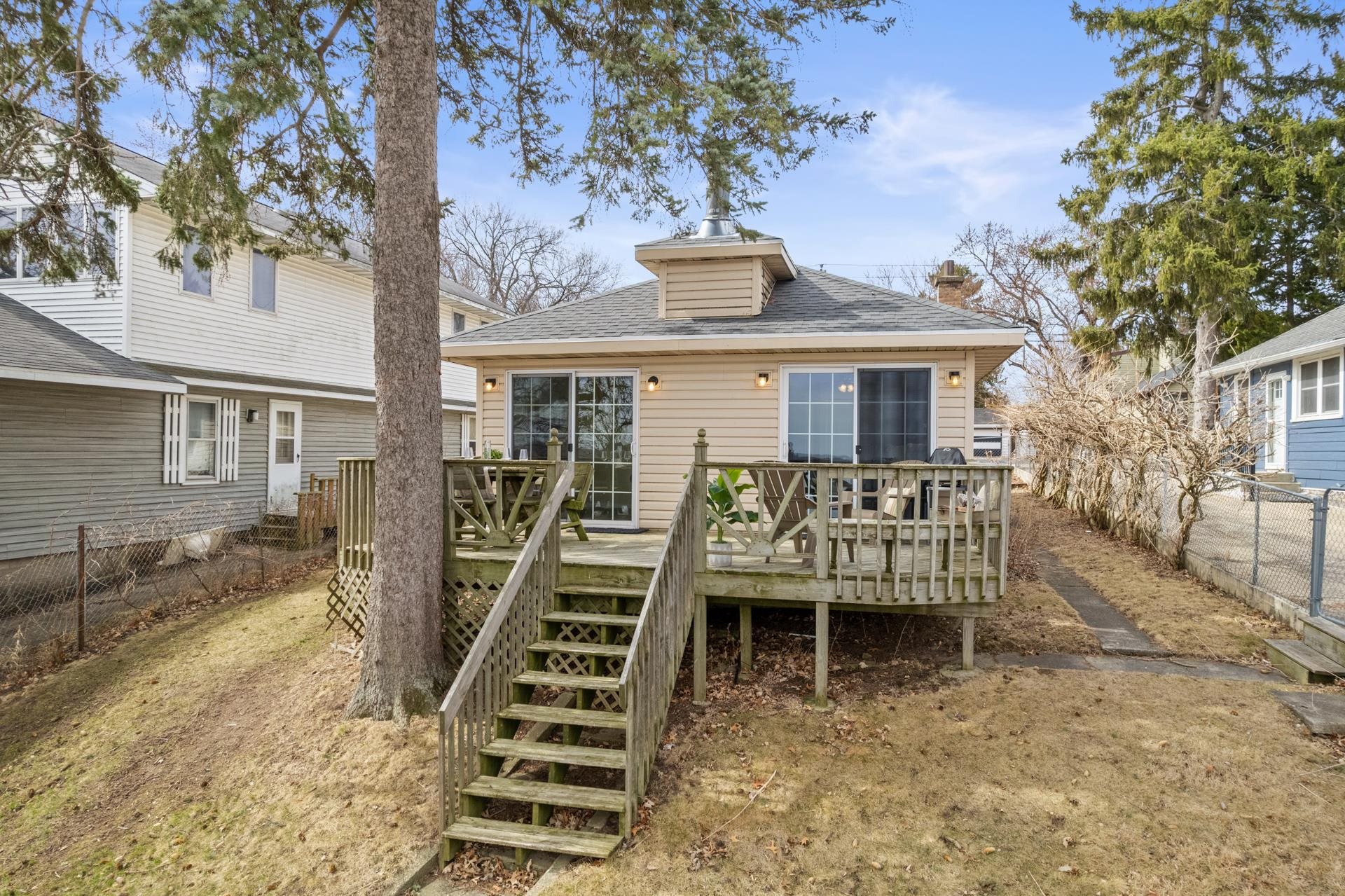 11642 N Lakeview Drive