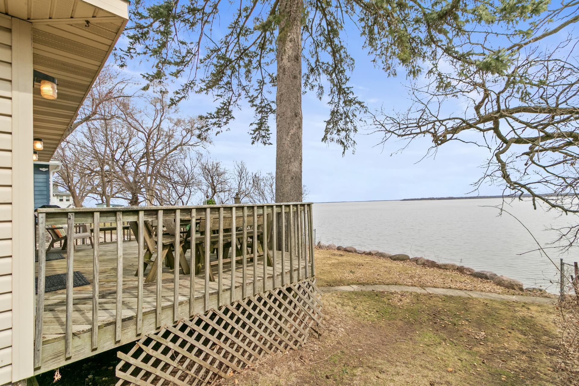 11642 N Lakeview Drive