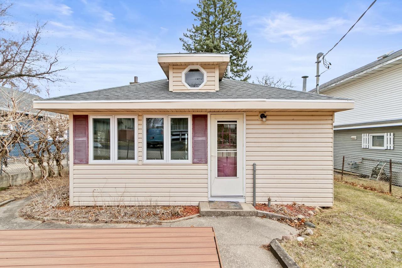 11642 North Lakeview Drive