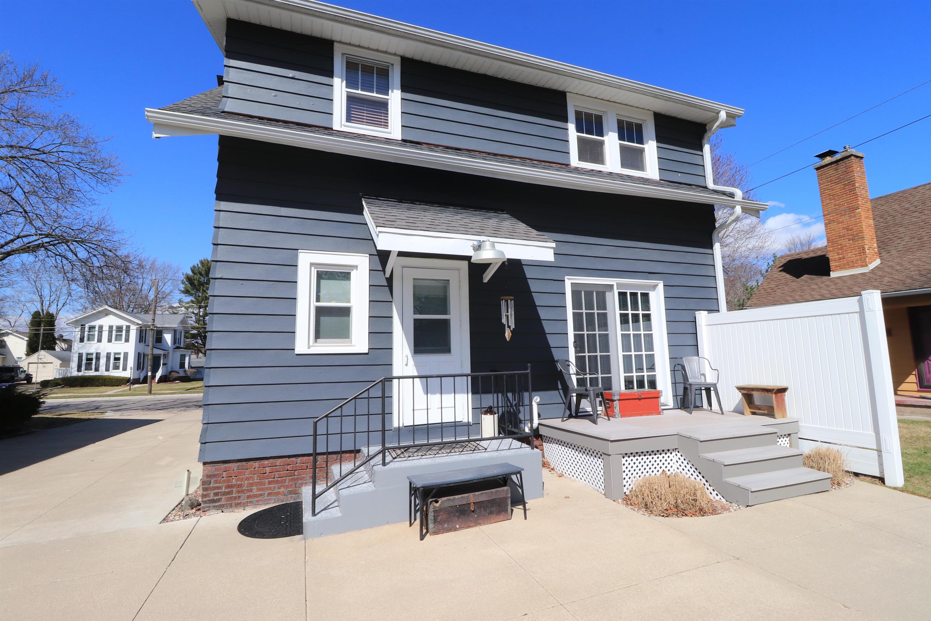 1332 Ruger Avenue