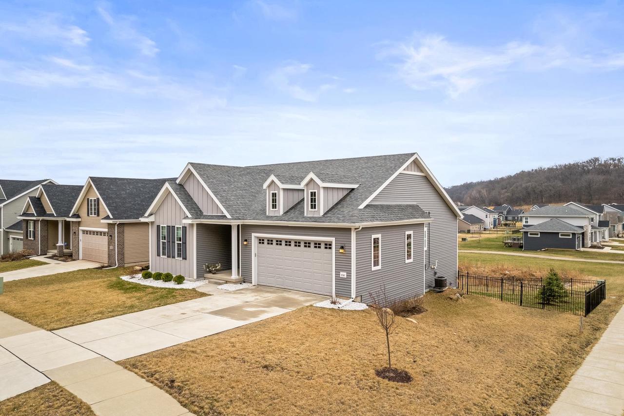 3707 North Hill Point Road