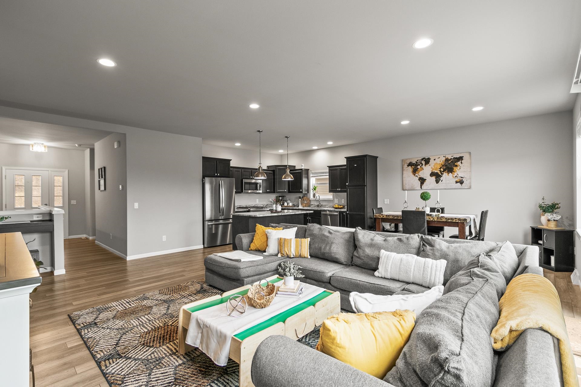 3707 N Hill Point Road