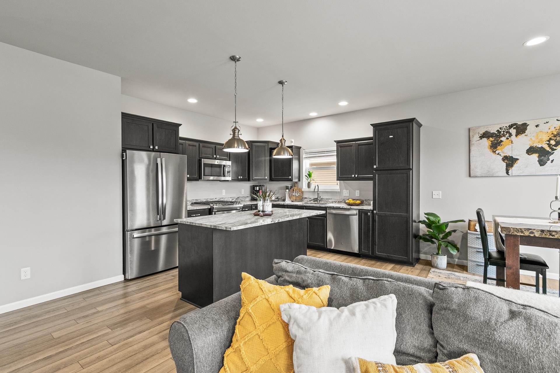 3707 N Hill Point Road