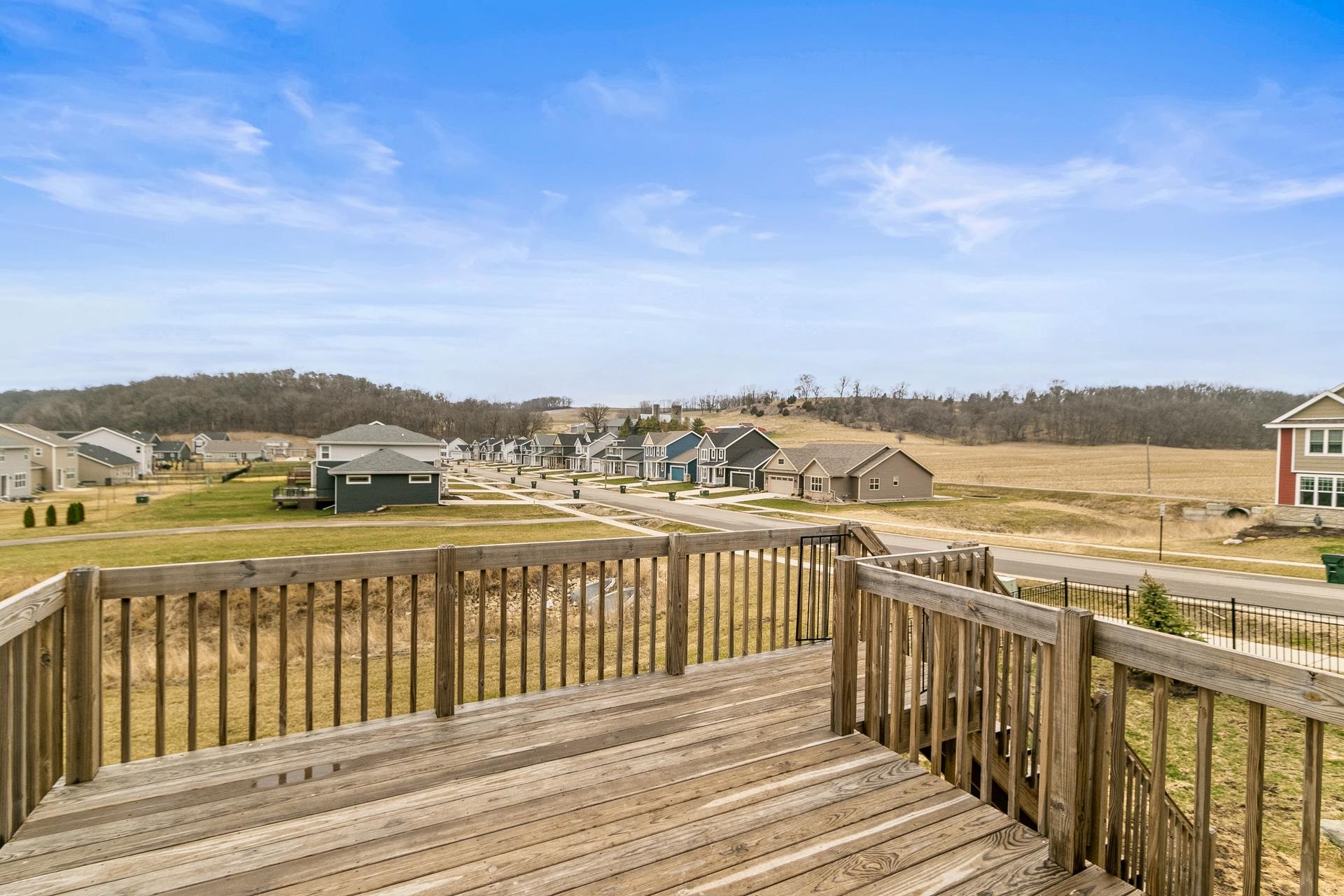 3707 N Hill Point Road