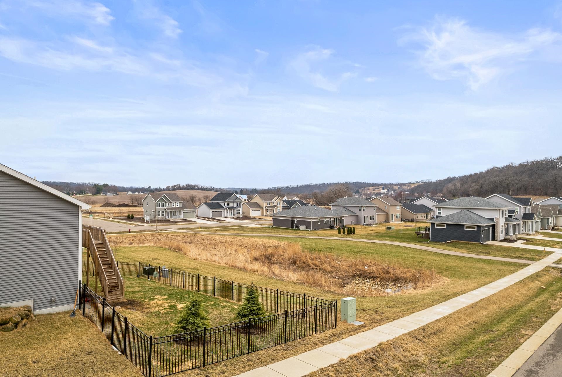 3707 N Hill Point Road