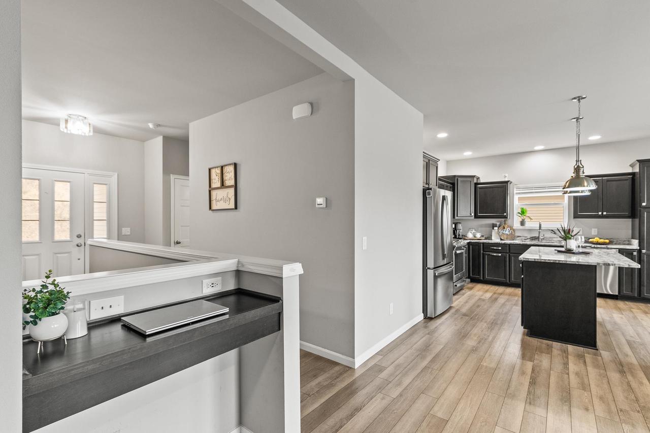 3707 North Hill Point Road