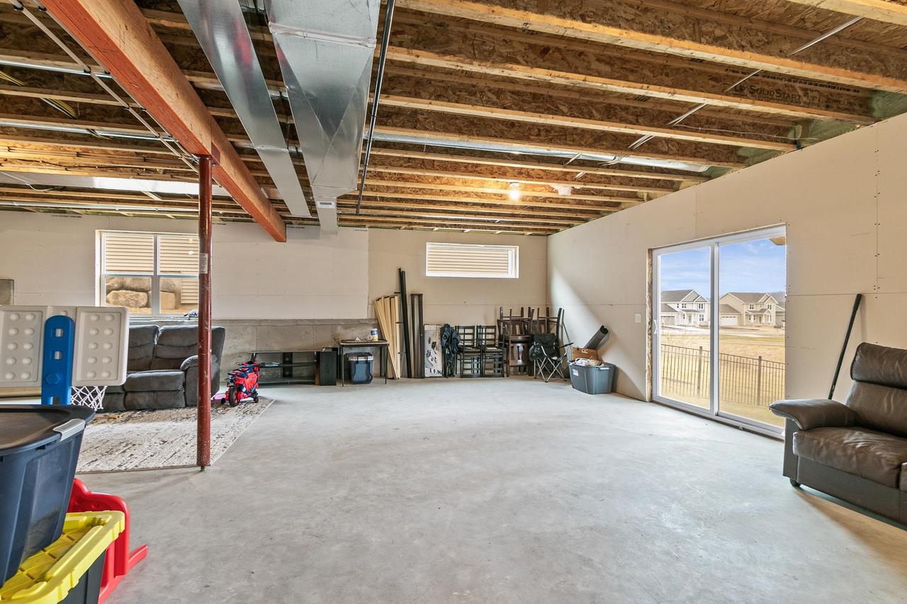 3707 North Hill Point Road