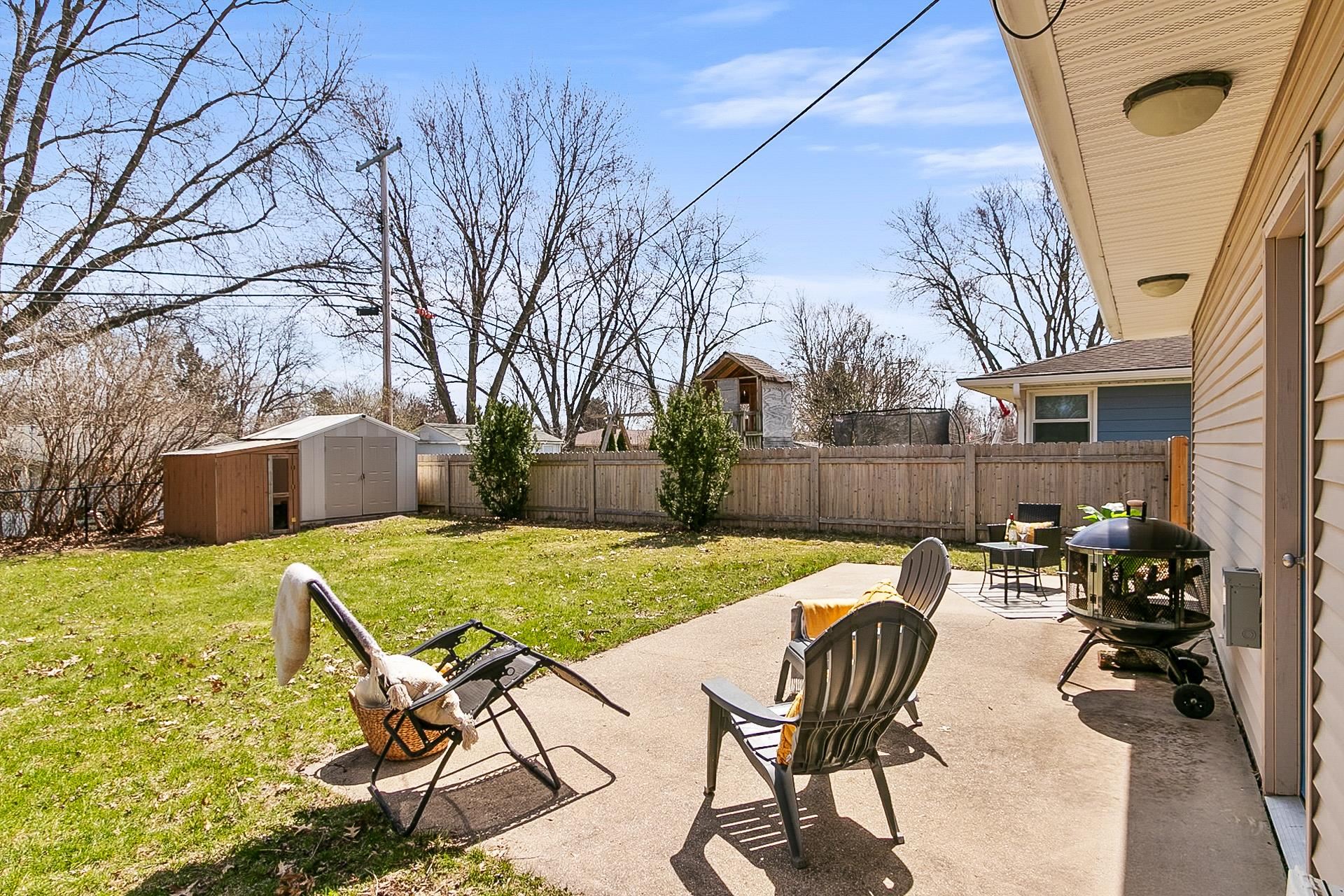 644 Farwell Drive