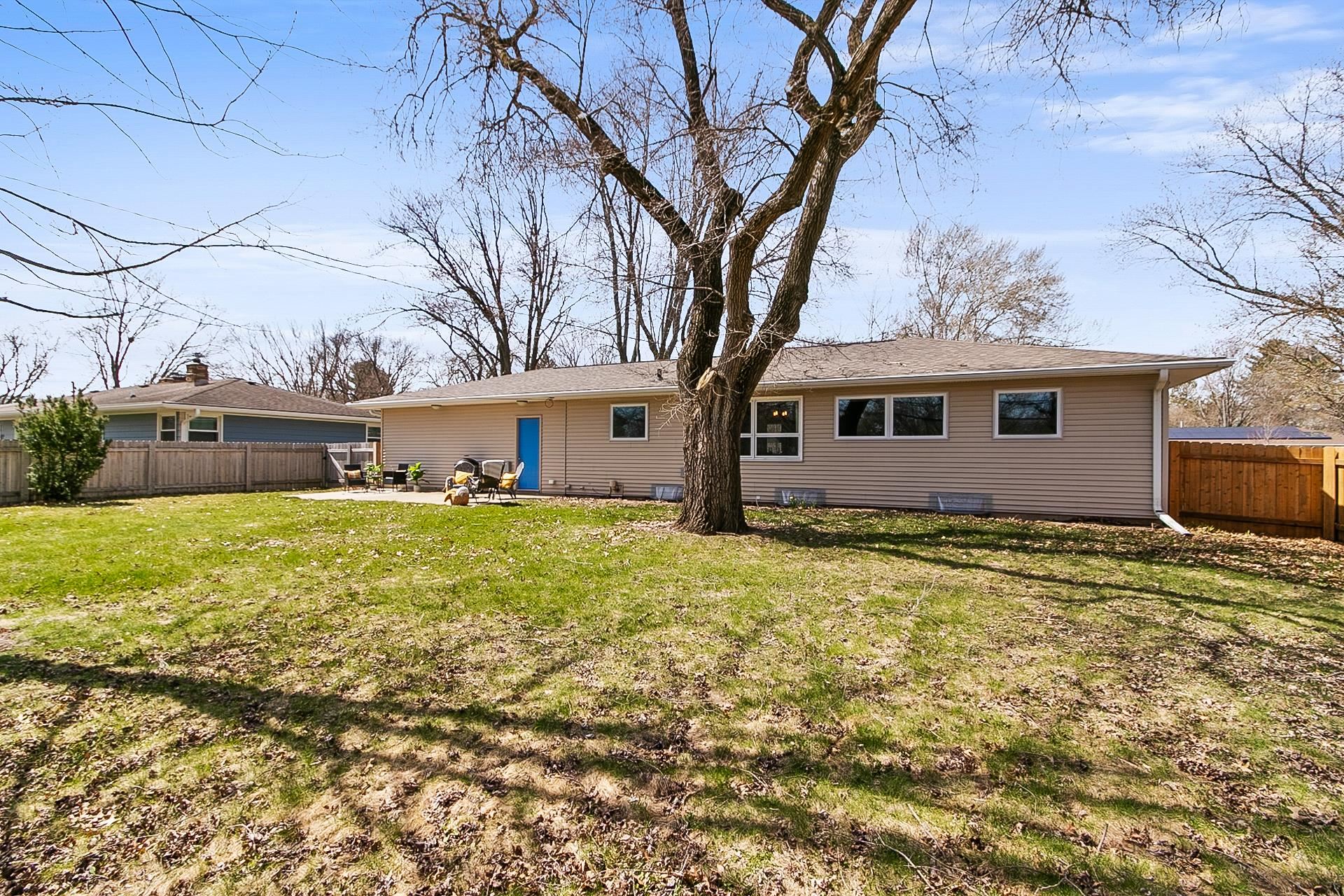 644 Farwell Drive