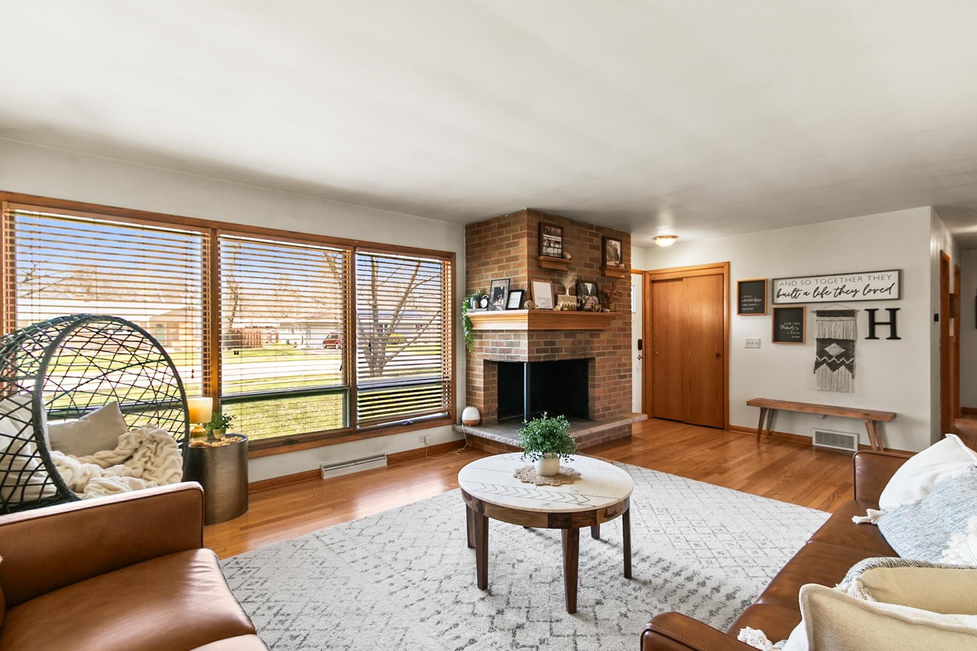 644 Farwell Drive