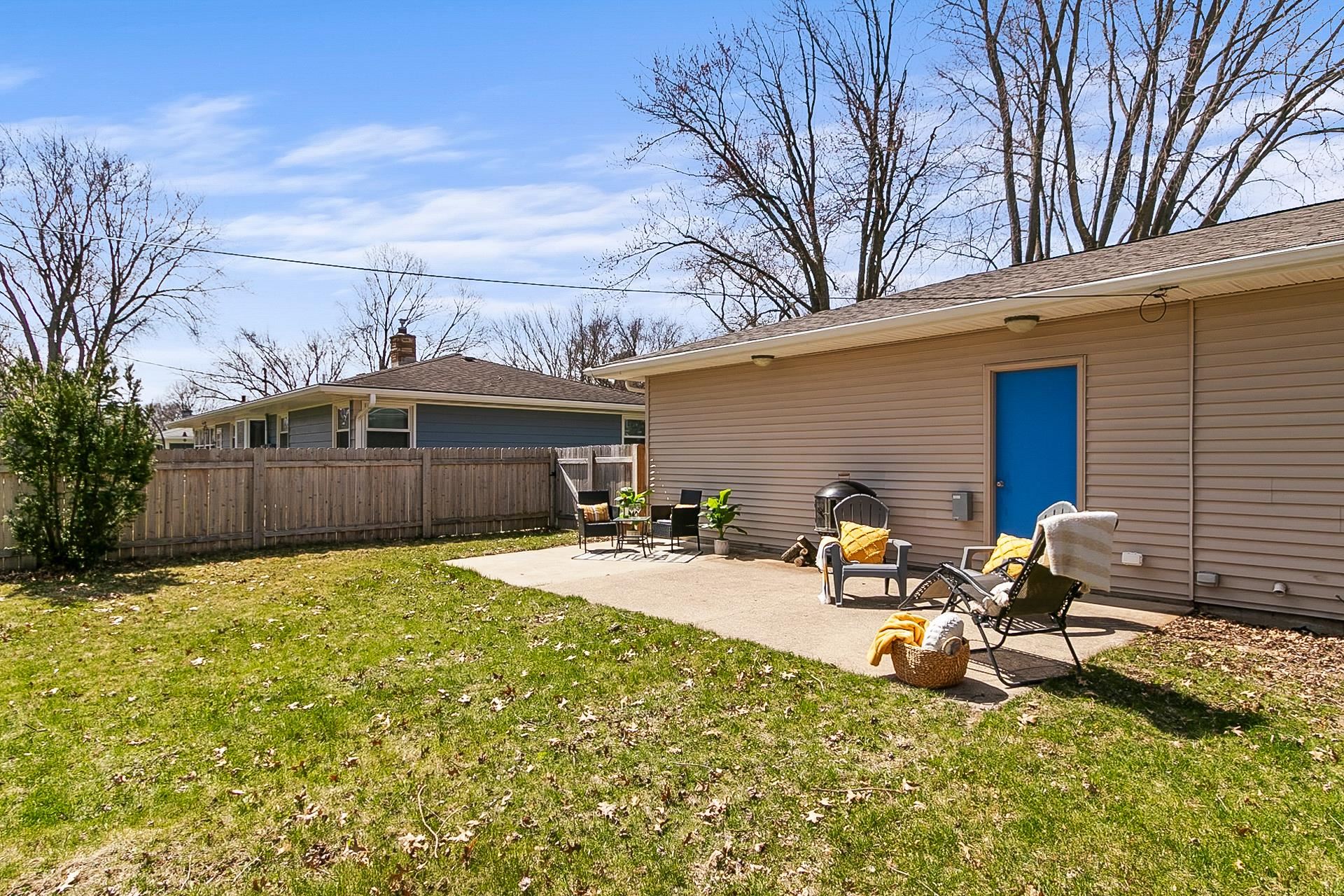 644 Farwell Drive