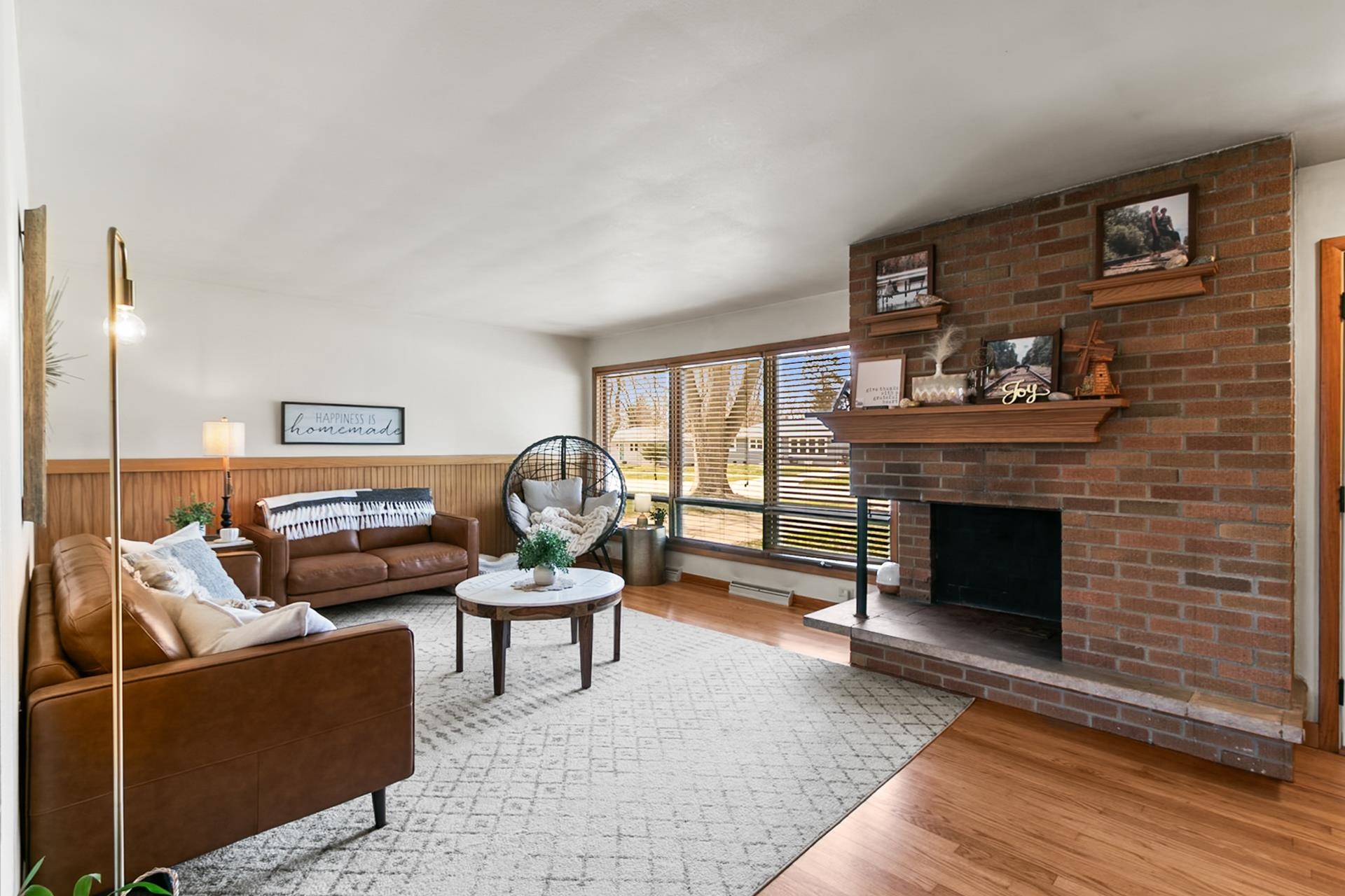 644 Farwell Drive