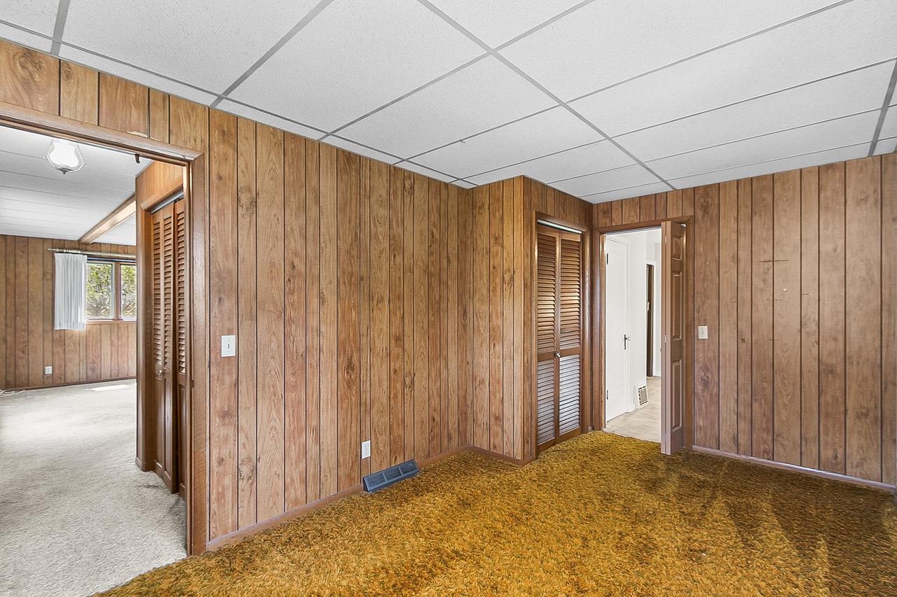 736 Eisenhower Avenue