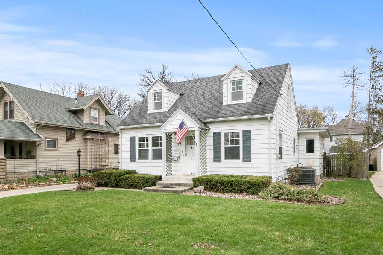 736 Eisenhower Avenue