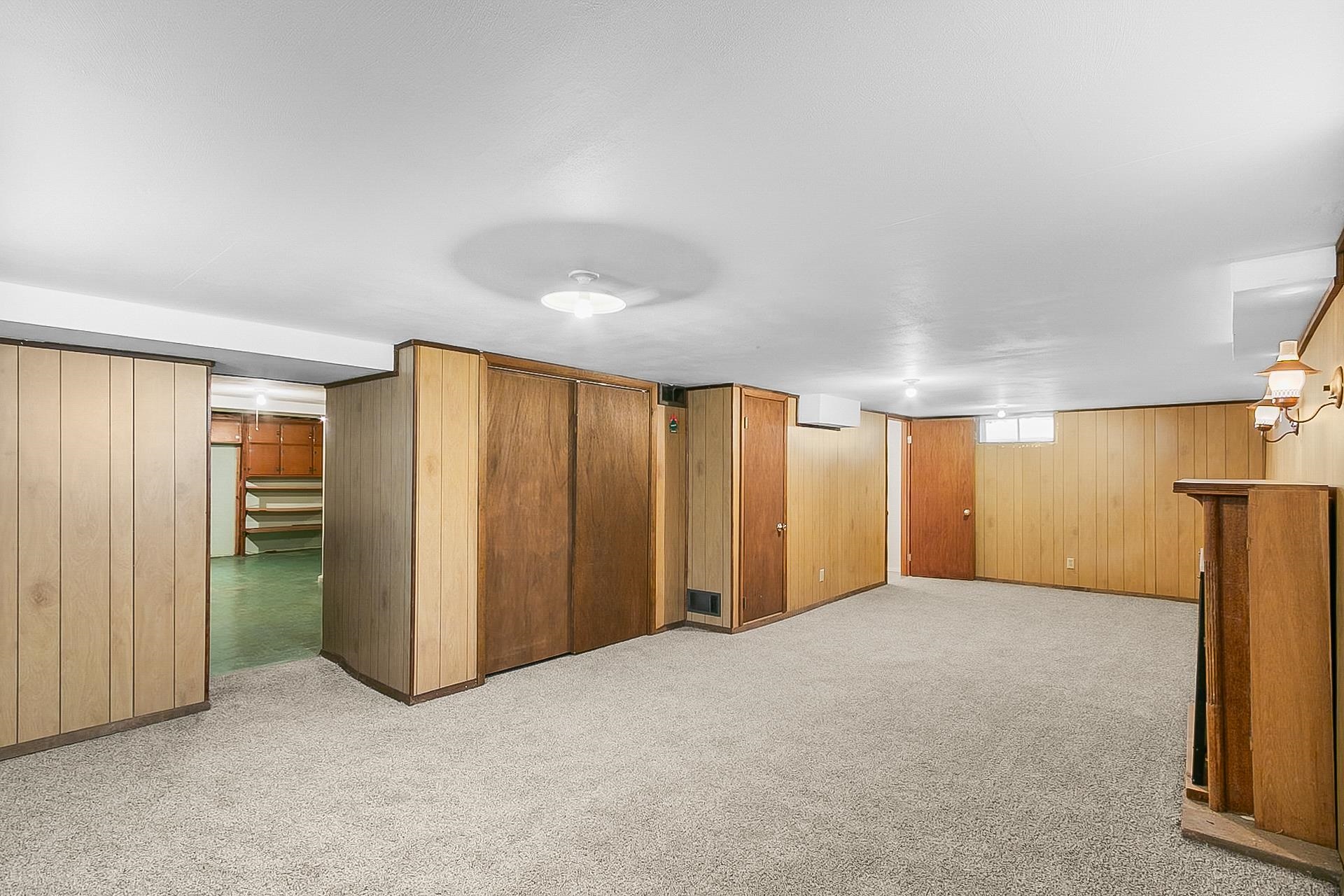 736 Eisenhower Avenue