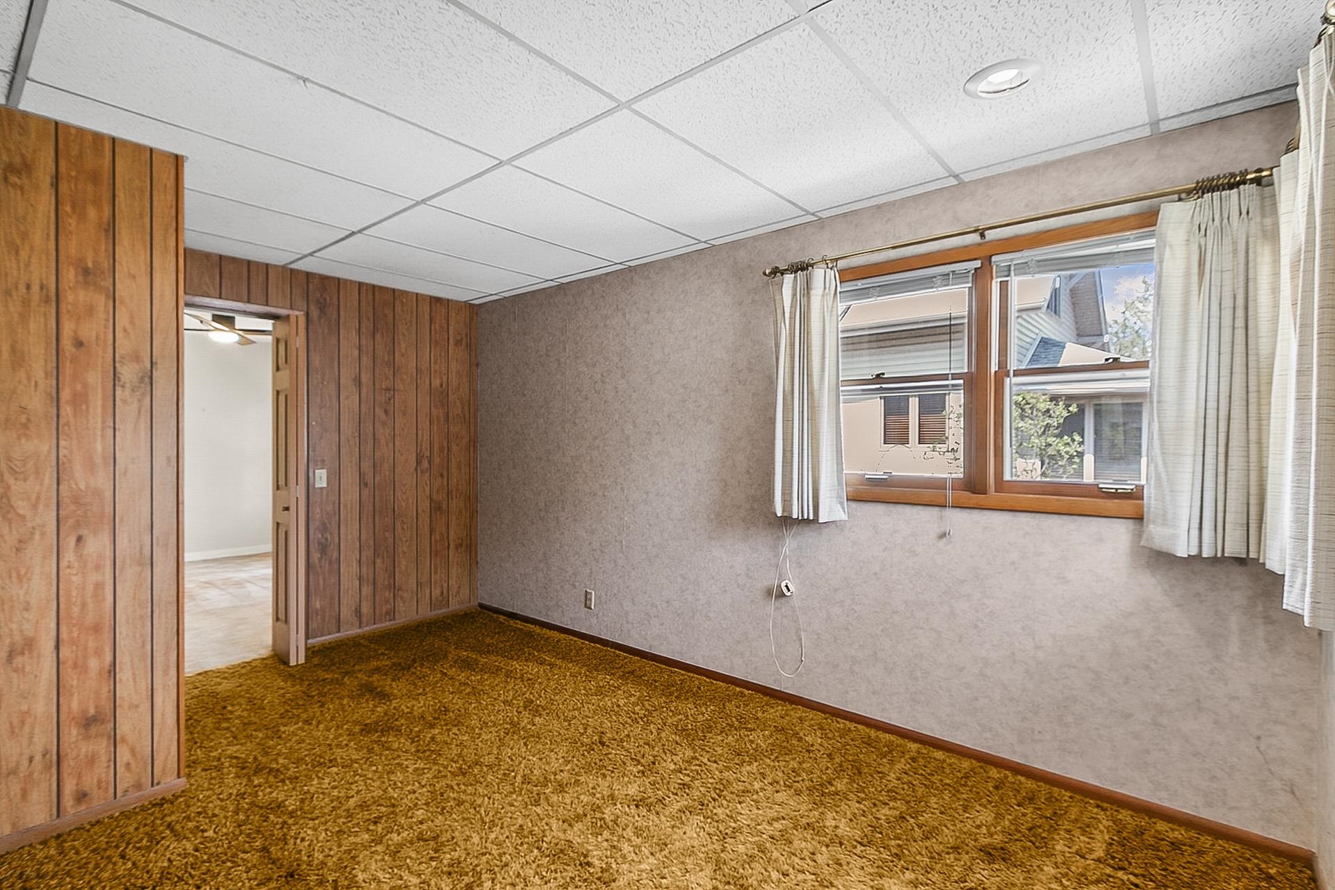 736 Eisenhower Avenue