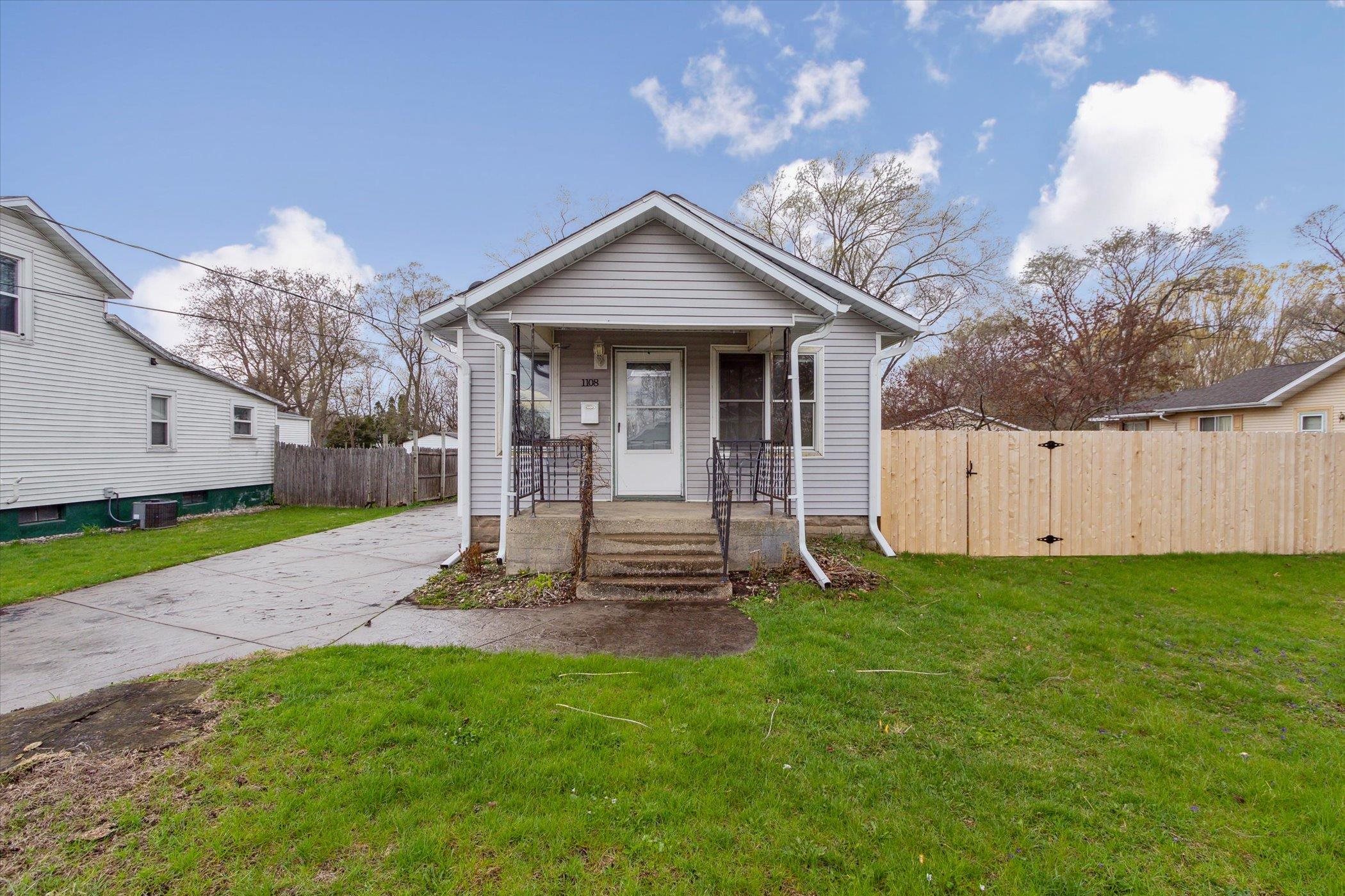 1108 Bouchard Avenue
