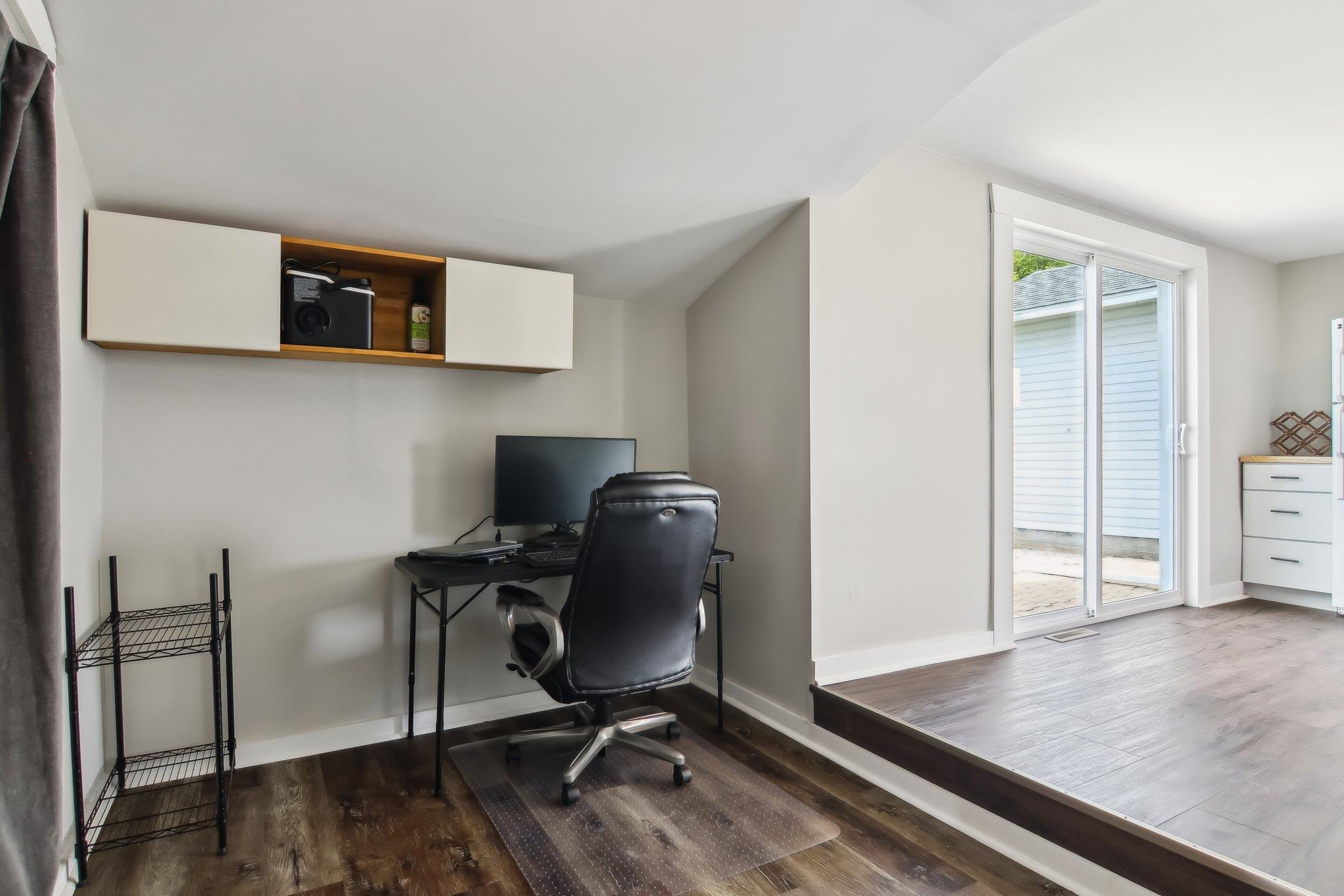 140 W State Line Road