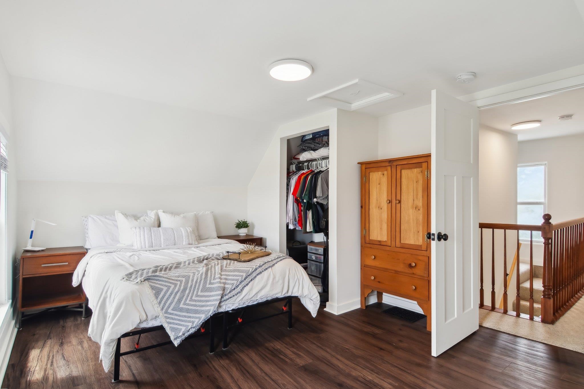 140 W State Line Road