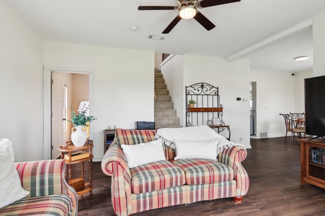 140 West State Line Road