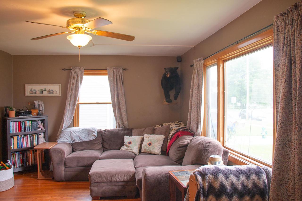 1910 West Memorial Drive