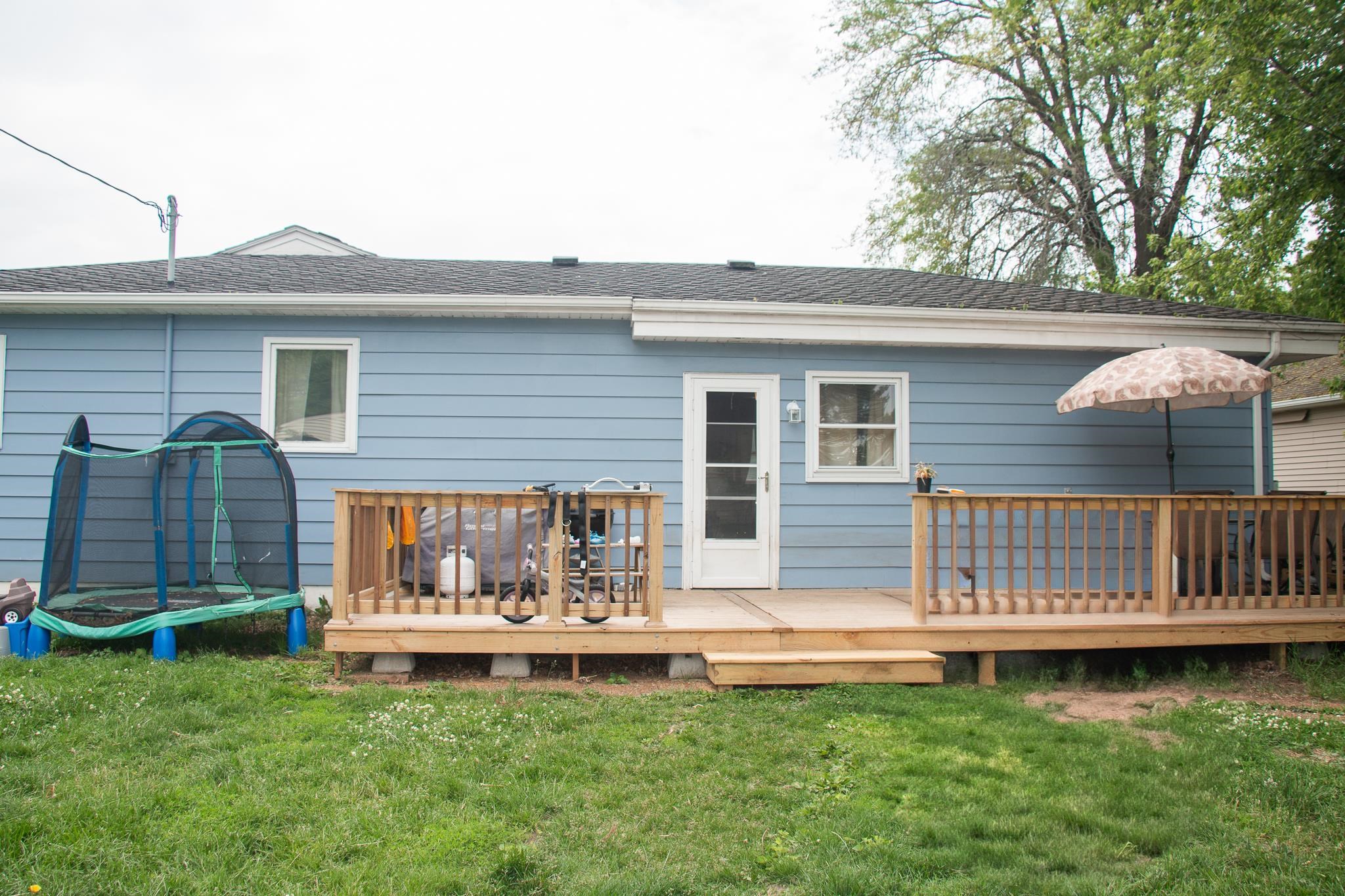 1910 W Memorial Drive