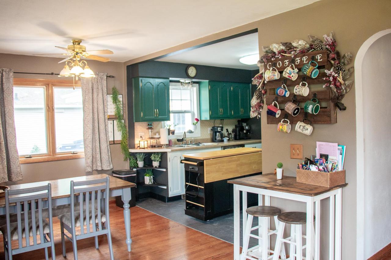 1910 West Memorial Drive