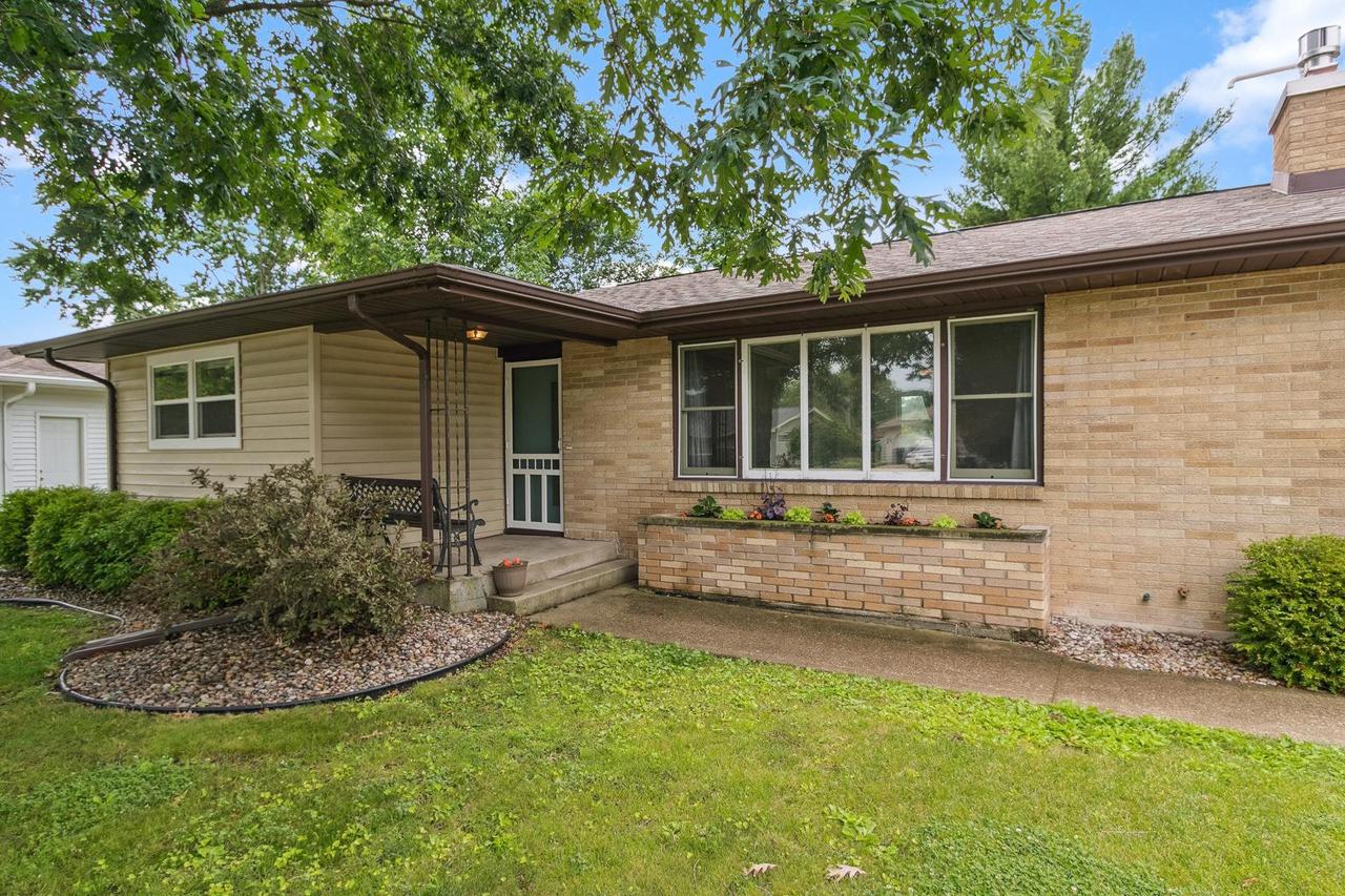 1812 West Rugby Road