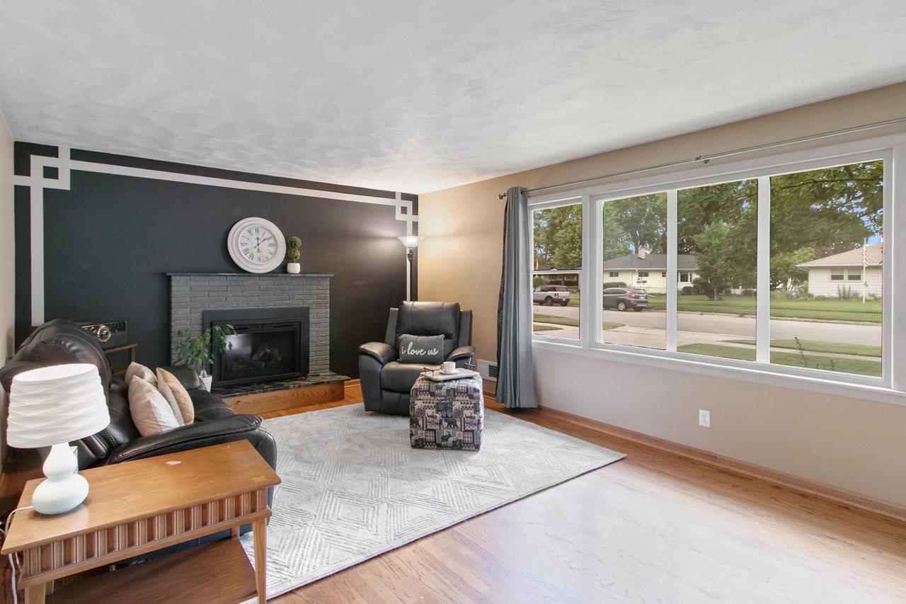 1812 West Rugby Road