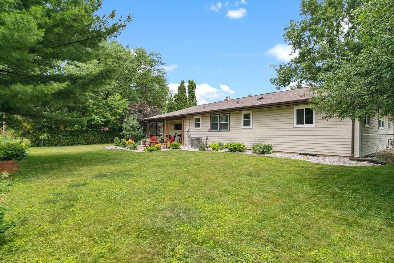 1812 West Rugby Road