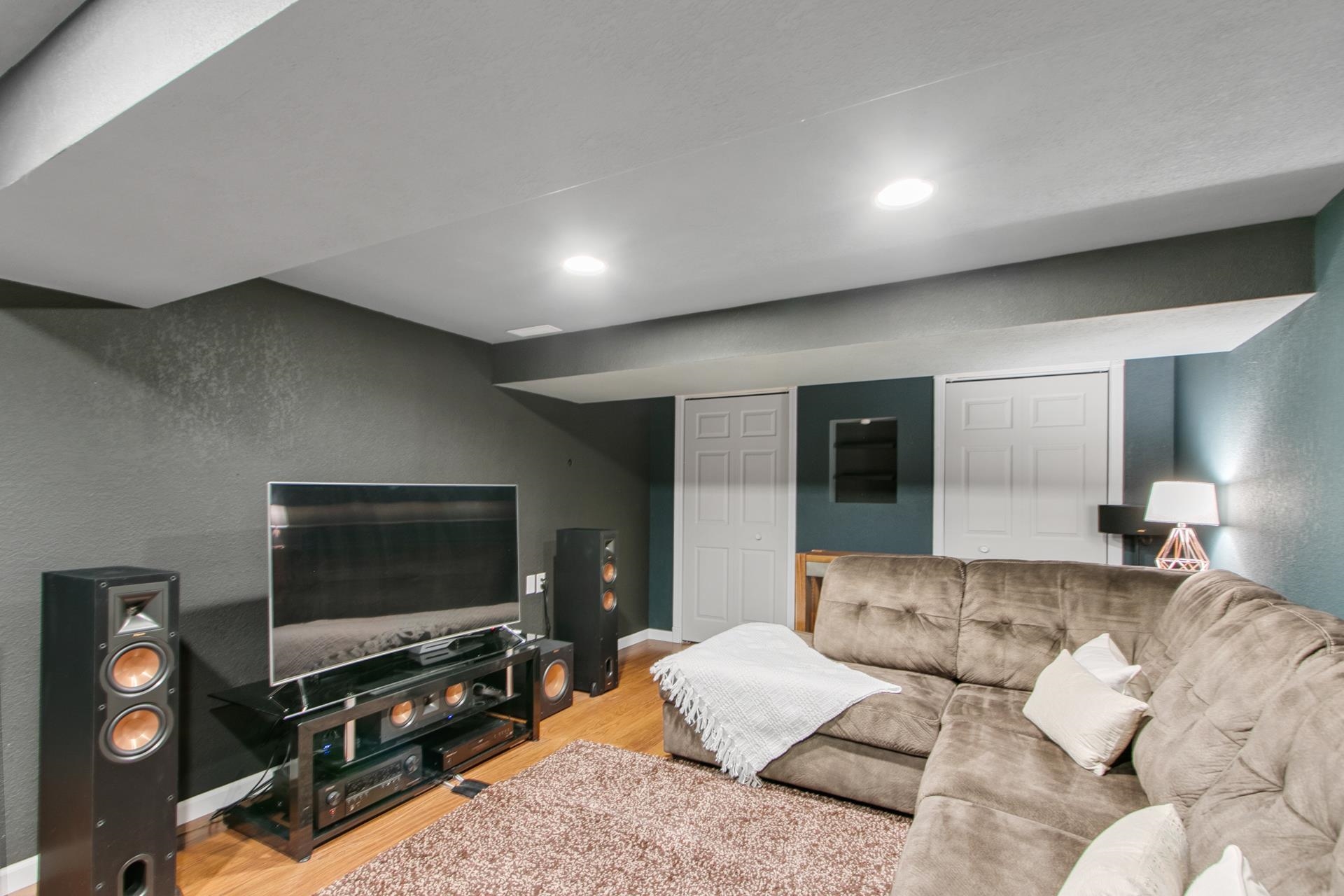 1812 W Rugby Road