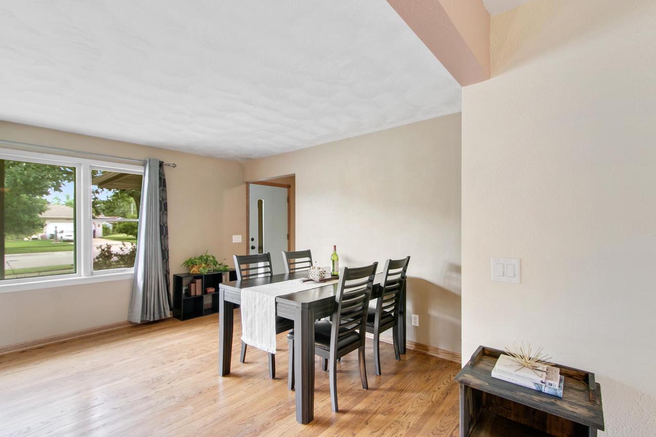 1812 West Rugby Road