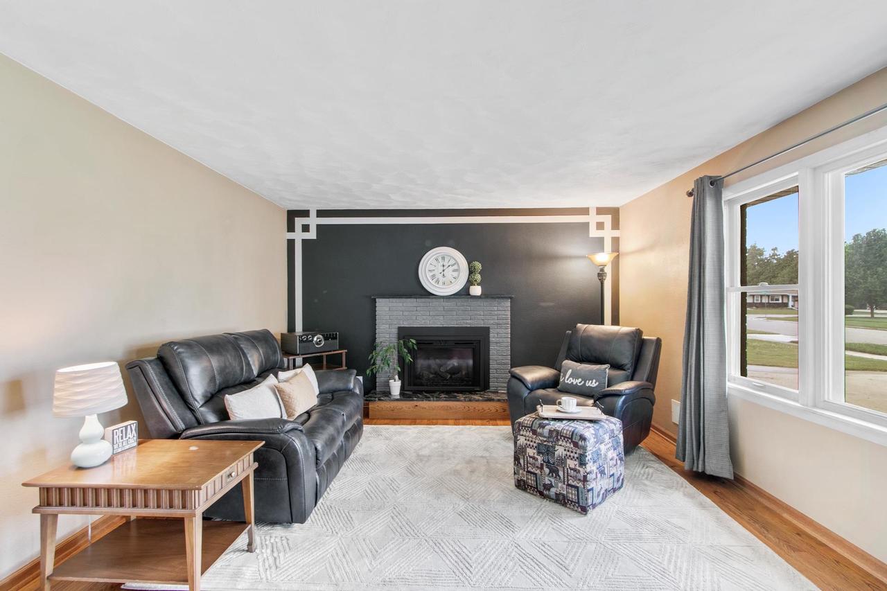 1812 West Rugby Road