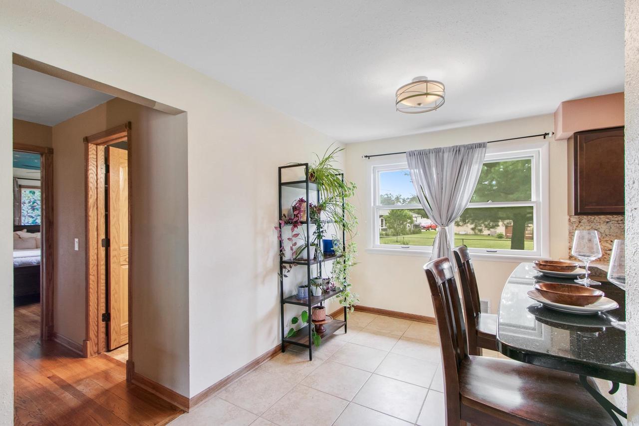 1812 West Rugby Road