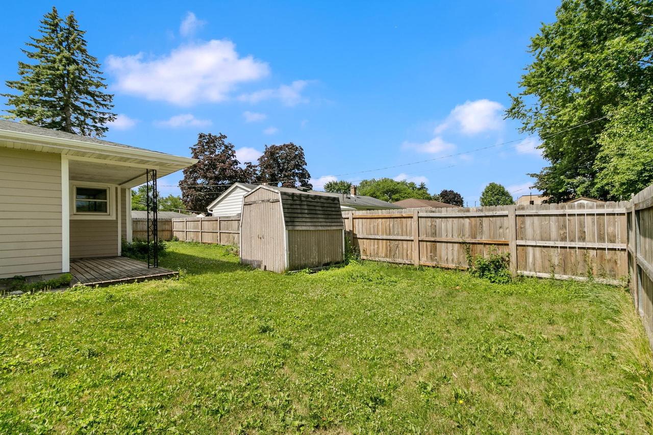 1012 Peterson Street