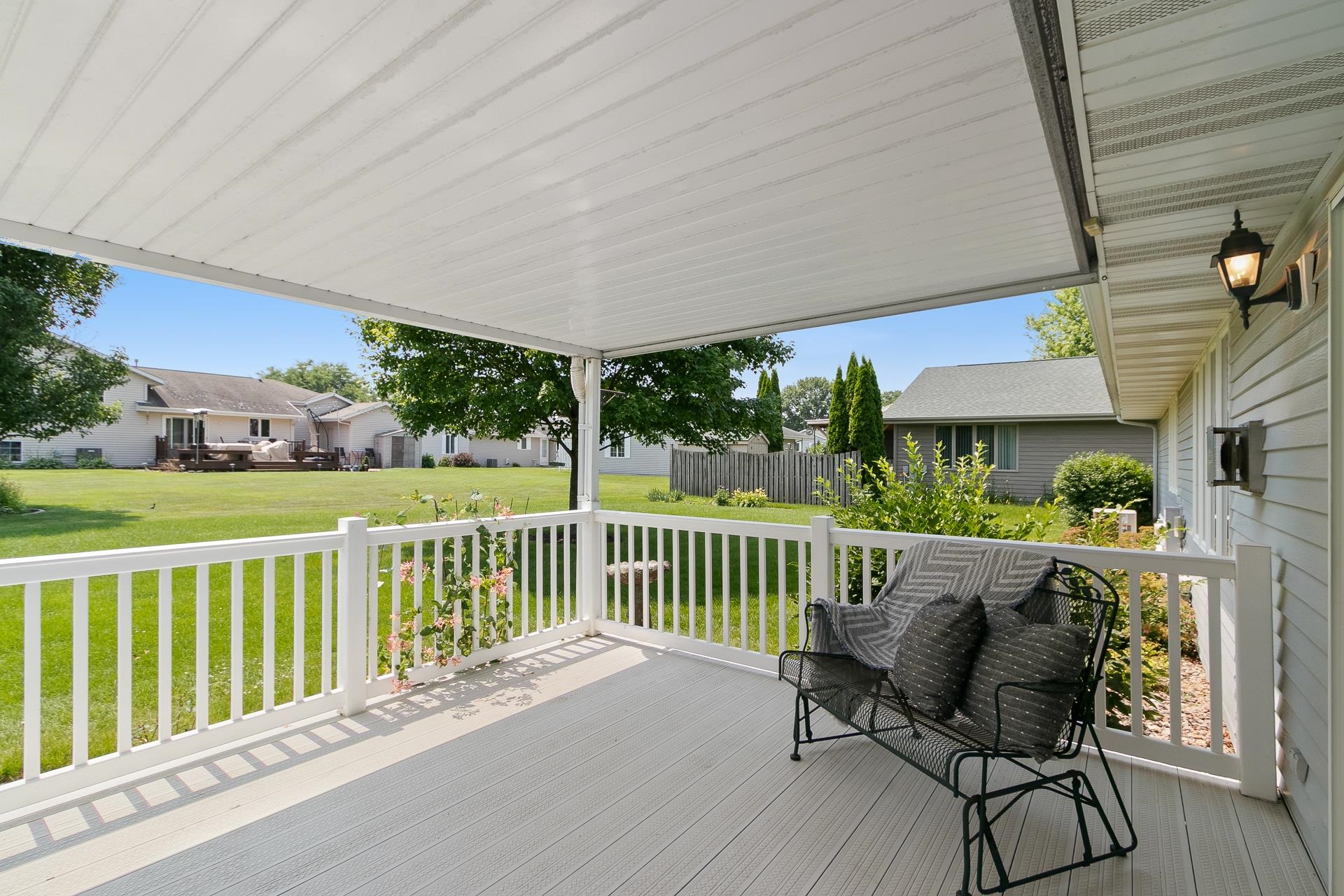 4338 E Fieldcrest Drive