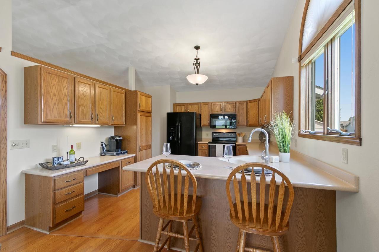 4338 East Fieldcrest Drive