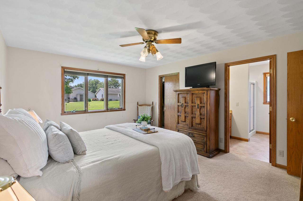 4338 East Fieldcrest Drive