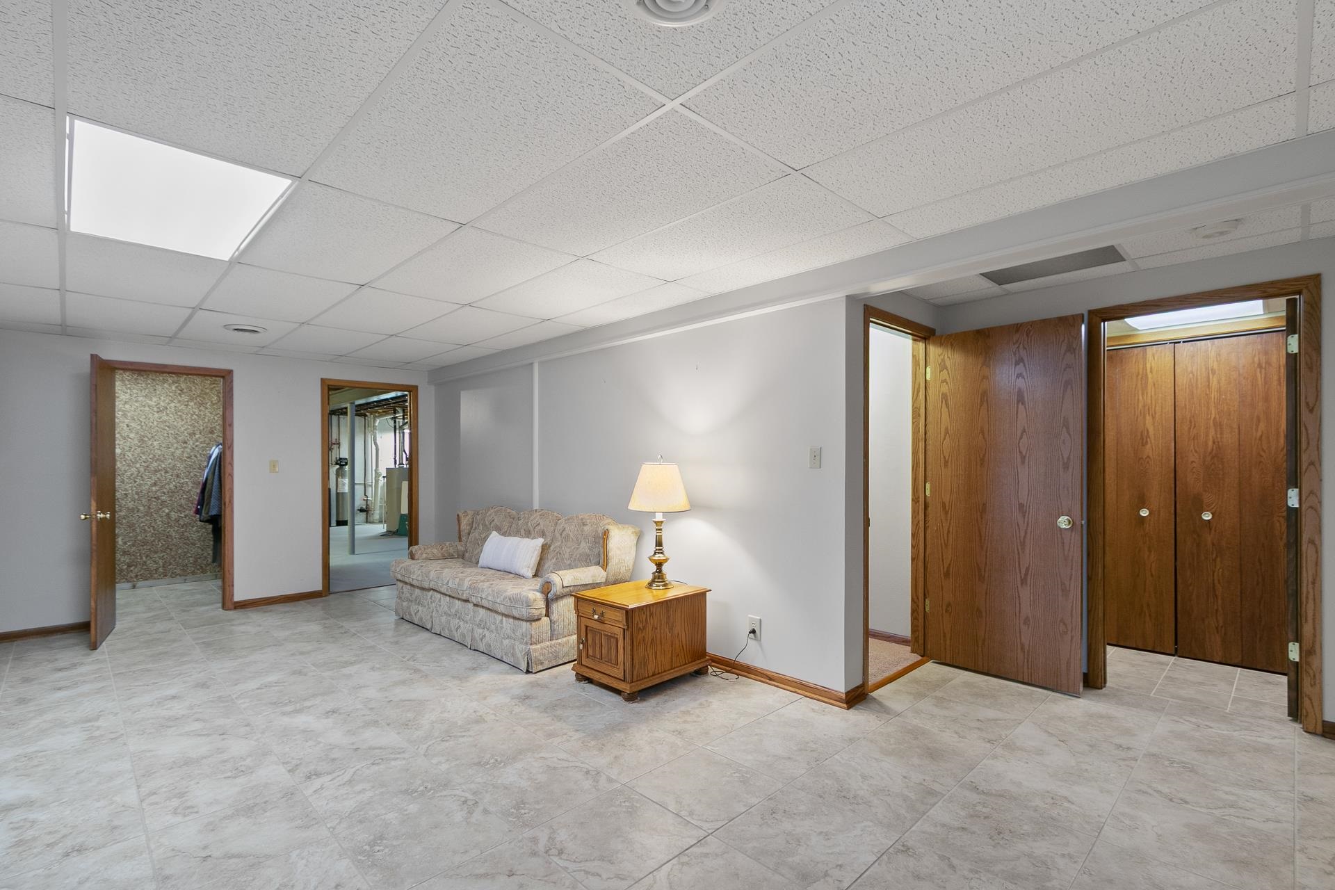 4338 E Fieldcrest Drive