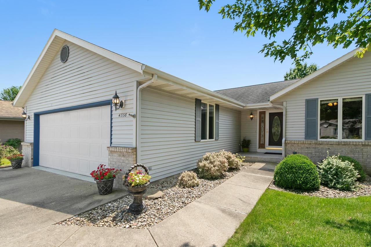 4338 East Fieldcrest Drive