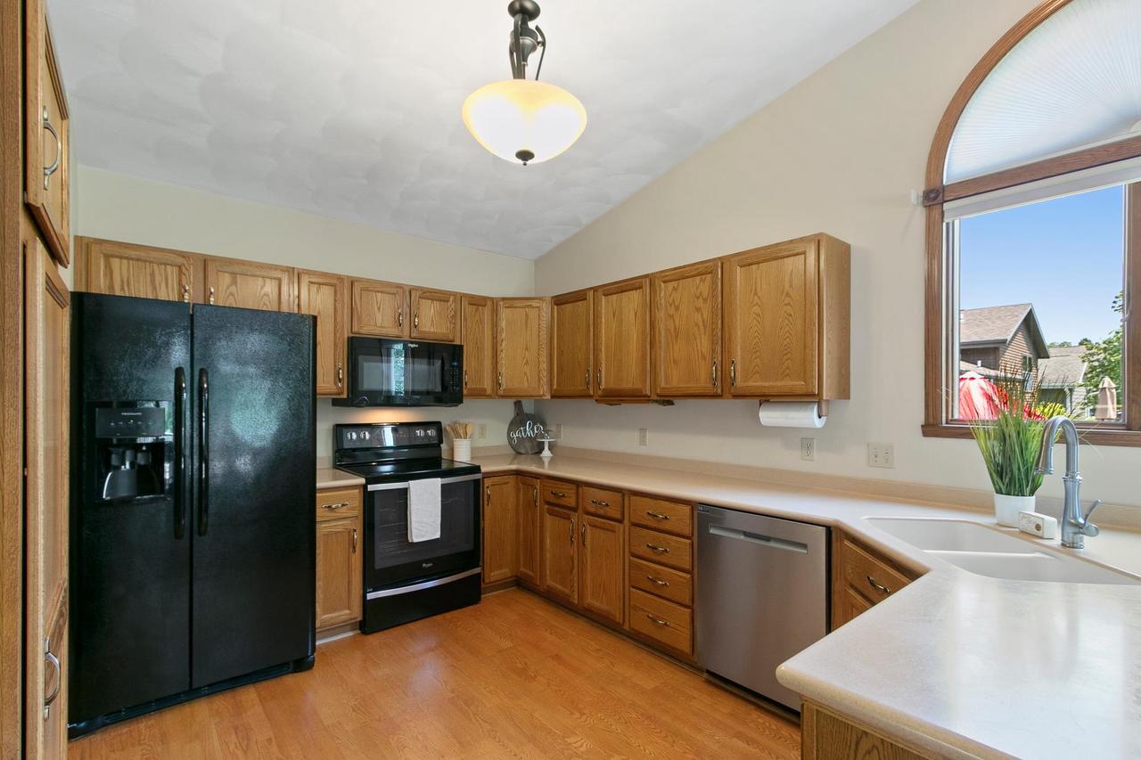 4338 East Fieldcrest Drive