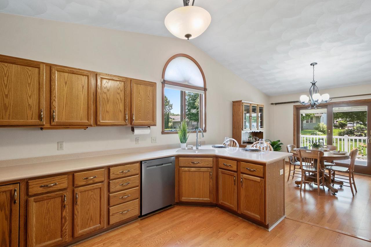 4338 East Fieldcrest Drive