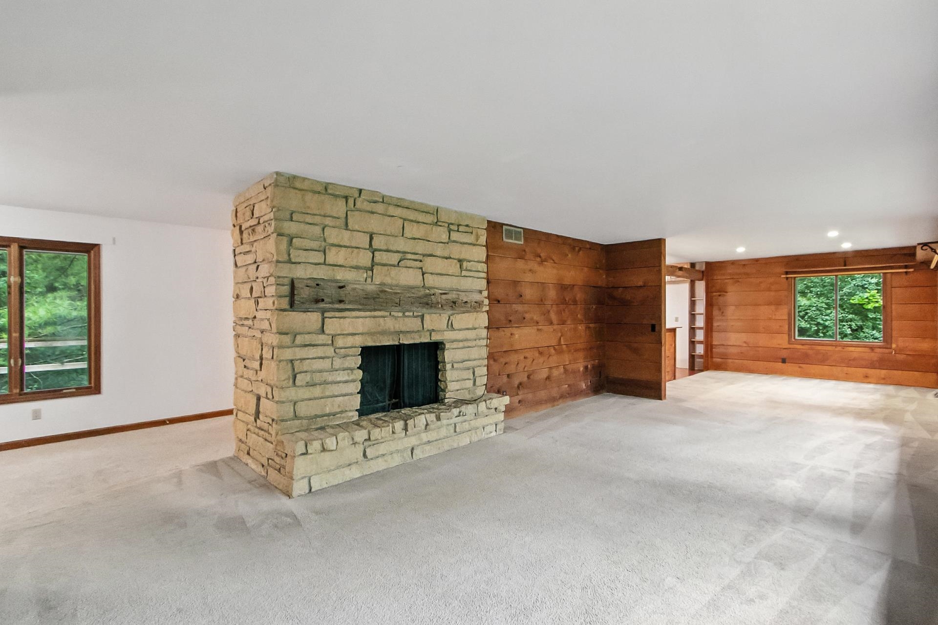 8414 N Bowers Lake Road